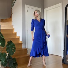 Mericline Krep Kumaş Midi Boy Kuşaklı Uzunkol Elbise