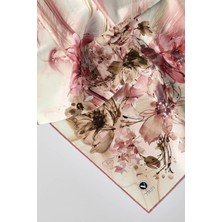Violla Twill Çiçek Desenli Pudra Renkli 90X90 Eşarp (Ipek Içermez) Kenar Dikiş Şekli El Dikişli