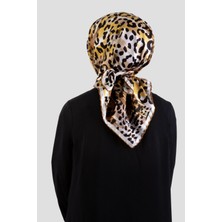 Violla Twill Leopar Desenli Hardal Renkli 90X90 Eşarp (Ipek Içermez) Kenar Dikiş Şekli El Dikişli