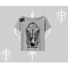 Kayık Yaka Tshirt Born To Rock Eternal Flame Legacy
