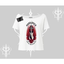 Kayık Yaka Tshirt Hard Rock Winged Guitar Rebellion