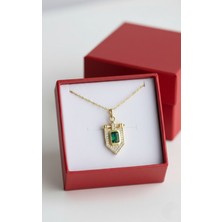 Çekirdek Jewelry 925 Ayar Gümüş Yeşil Baget Taşlı Trend Kolye