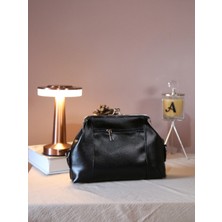 Alvora Kadın Retro Metal Kilitli Omuz & El Çantası