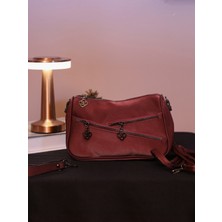 Alvora Süet Yumuşak Dokulu Fermuar Detaylı Çapraz Askılı Omuz ve El Çantası Şık Modern Tasarım