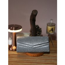 Alvora Siyah - Beyaz - Gümüş Simli Kapaklı Kadın Abiye Gece Çantası – Modern & Zarif Portföy Çanta