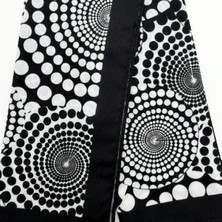 Mare Accessories Siyah Beyaz Optik Spiral Desenli Ipek Etkili Fular (50X50 Cm)
