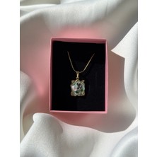 NB Steelora Çelik Gold Renk Mavi Mineli Çiçek ve Inci Detaylı Kadın Kolye