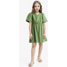 DeFacto Standart Fit V Yaka Gabardin Kısa Kollu Elbise Kız Çocuk E2645A825SM