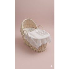 Kavaklıdere Giyim Bebek Yüz Örtüsü / Portbebe Tülü / Şık ve Koruyucu Bebek Örtüsü - Beyaz Dantelli"