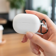 Caseonn Huawei Freebuds Pro 3 - Pro 4 Kılıf Askı Aparatlı Mat Silikon Beyaz