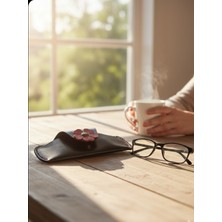 Sorte Store Hakiki  Deri El Yapımı Kadın Gözlük Kabı