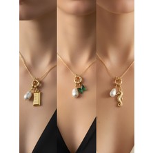 NKT Collection Deniz Atı Zümrüt Yeşili Kelebek Külçe Altın Incili Kolye