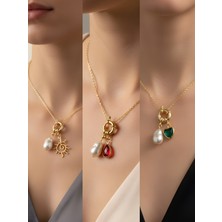 NKT Collection Zümrüt Yeşili Kalp Kırmızı Damla Güneş Incili Kolye