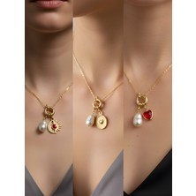 NKT Collection Kırmızı Kalp Kabartma Kalp Ay Güneş Incili Kolye