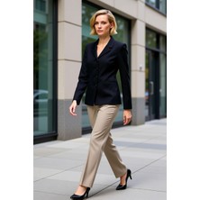 Benerly Kadın Ceket Yaka Uzun Kol Regular Kalıp Düz Desenli Dokuma Ceket Fonksiyonel Dayanıklı Şık