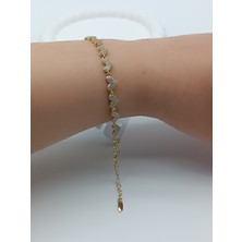 Lagül Aksesuar Xupıng 14K Altın Kaplama Zirkon Taşlı Kalplerle Işıldayan Suya Dayanıklı Gold Bileklik