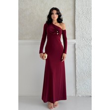 Serica Moda Bordo Taş Aksesuarlı Düşük Omuz Uzun Elbise