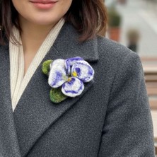 Uretti - Tülin 3528 5564 El Yapımı Keçe Beyaz Renk Çiçek Broş / 8 cm x 8 cm