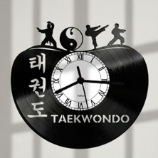 Craftverse Taekwondo Temalı El Yapımı Vinil Plak Duvar Saat