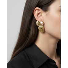 Winy Concept Zarif Kadın Çelik Küpe - Yaprak Görünümlü Kararmaz Tasarım Gold Renk