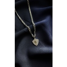 Glossy Jewelery Arpa Zincirli Kutup Yıldızı Kolye