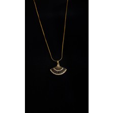 Glossy Jewelery Yelpaze Desenli Kolye