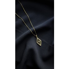 Glossy Jewelery Taşlı Üçgen Desenli Pusula Kolye