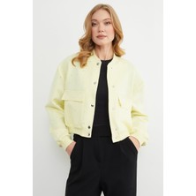 FullaModa Taş Detaylı Çıtçıtlı Çift Cepli Crop Ceket