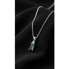 Erdobia Zümrüt Taşlı Rodyum Tektaş Baget Gümüş Kolye