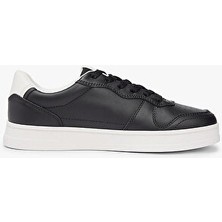 Tommy Hilfiger Kadın The Greenwich Sneaker