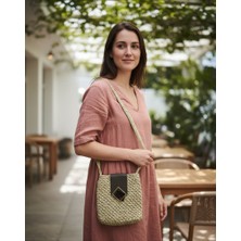 Artepieza Yeşil Rafya Ip El Örgüsü Deri Kapaklı Mini Omuz Çantası -Rafya Örme Tokalı Kapaklı Şık Çanta 20*20