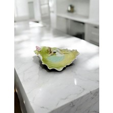 Rakun Home Lotus’un Zarafeti | Kadın Figürlü Porselen Dekoratif Tabak