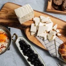 Elif Candar Tam Yağlı Keçi Peyniri (Ezine Tipi)