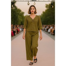 Kadın Yeni Sezon Şöni Kadife Kumaş Takım Pantolon ve Bluz