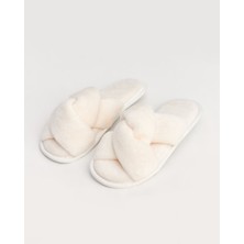 ÇUPİ - Çapraz Detaylı Kadın Ev Terliği