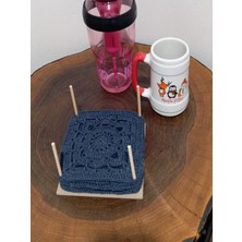 Örgü Motif Standı 15x15 cm MDF Malzeme ile Ahşap Yapı ve Kullanım Kolaylığı Sunar