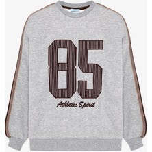 Quzu Aplike Detaylı Sweatshirt