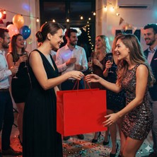 Dodomar 42 x 38 x 12 cm – Hediyelik Karton Çanta Kırmızı Düz Lüks Parlak Karton Çanta