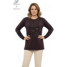 Ravencia Kadın Orta Yaş ve Üzeri Viskon Yapraklı Desen Taşlı Yırtmaçlı Işlemeli Likralı Anne Penye Bluz