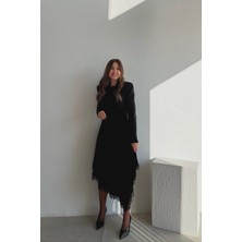 Siyah Etek Ucu Dantelli Elbise