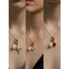 NKT Collection Kırmızı Yonca Turkuaz Yonca Kalpli Zarf Incili Kolye