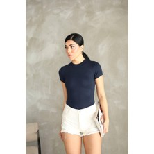 Moda Banuş Premıum Kalite Esnek Buzzy Kumaş Bisiklet Yaka Kısa Kol Basic Body