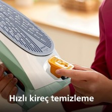 7000 Series Azur Buharlı Ütü, 2600W Güç, 220G Buhar, Damlama Önleme Sistemi, Steamglide Plus Taban, 300ML Su Haznesi (DST7012/70)