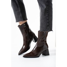 Bufu Emilia Topuklu Sivri Burun Yan Fermuarlı Kadın Bot | Günlük & Şık Kombinlere Uygun