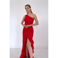 Moda Loris Kırmızı Yırtmaçlı Volanlı Elbise