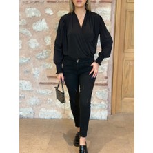 Moda Loris Kadın Uzun Kollu Dökümlü Kruvaze Yaka Kol Ucu Gipeli Sandy Bluz