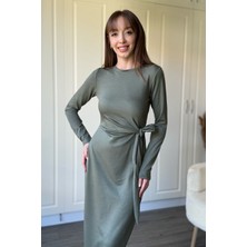 Dilay Gökoğlu Butik Bağlamalı Modal Uzun Kollu Midi Haki Elbise