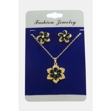 Gümüş Takıcım Papatya Zirkon Taşlı Set Kolye