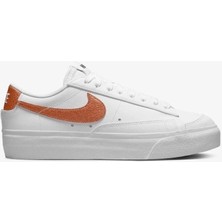 Nike Blazer Low Platform Essential Kadın Beyaz Spor Ayakkabı DQ7571-100