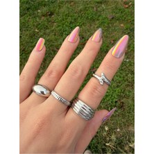 Kadın Gümüş Renk 4'lü Yüzük Seti – Modern ve Şık